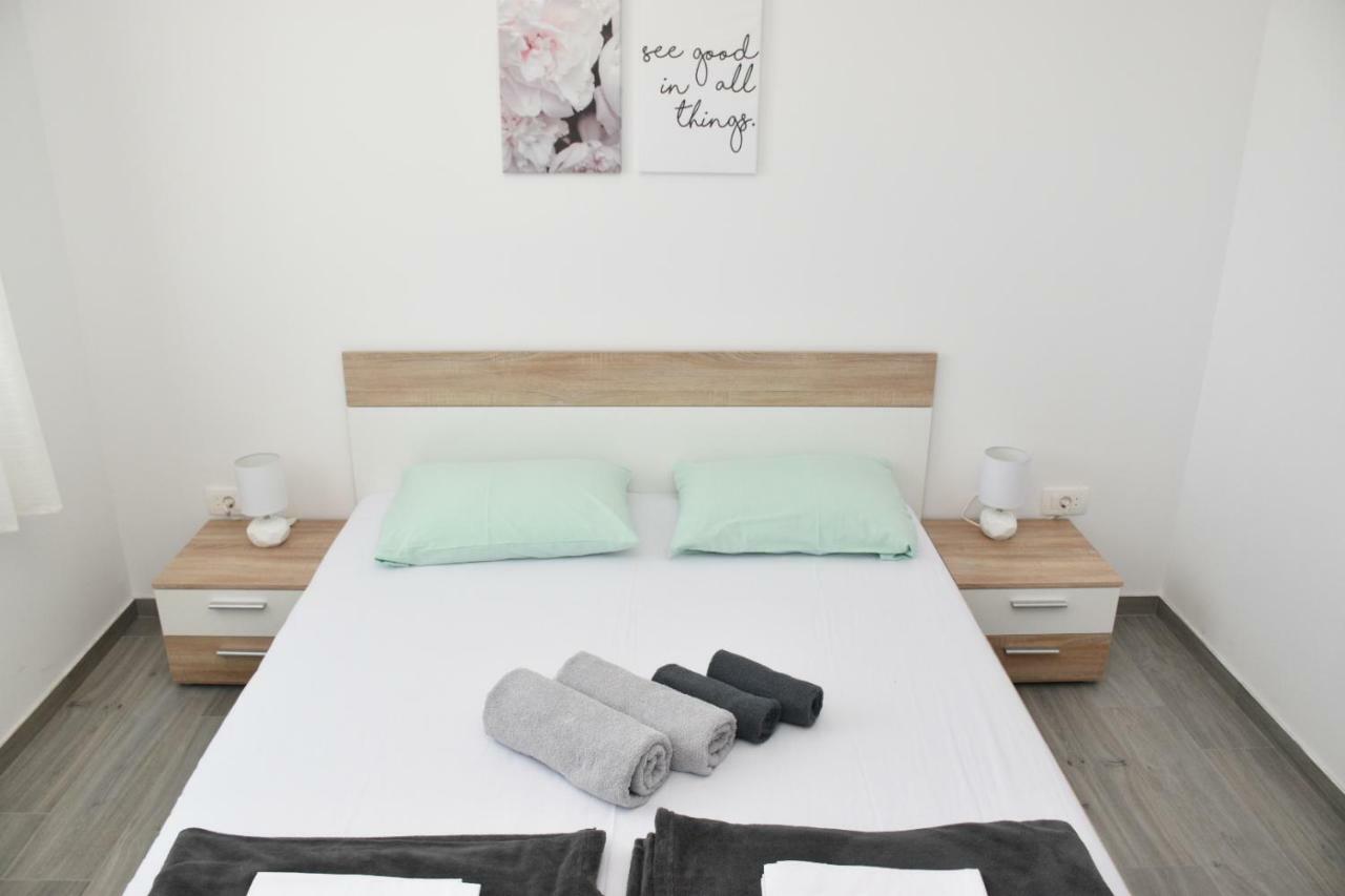 Ražanac Apartments Mino מראה חיצוני תמונה