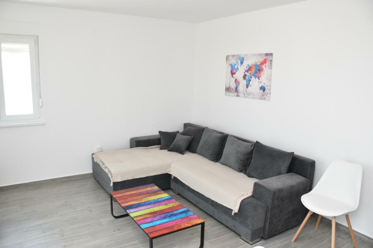 Ražanac Apartments Mino מראה חיצוני תמונה
